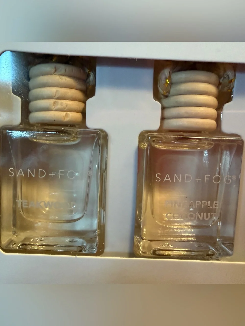 Sand & Fog NWT 4 Pack of Assorted Hanging Car Air Fresheners Diffusers